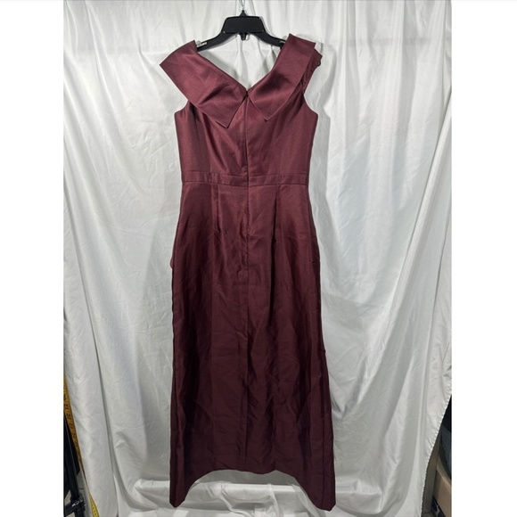NWT $289 XSCAPE [ 12‎ ] Off Shoulder Draped Asymmetrical Gown in Burgundy - Picture 9 of 13